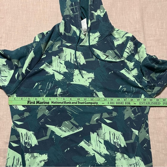 Gymshark The Bold Hoodie Green Camouflage Size Large Athletic Gym Workout pocket - Picture 3 of 6